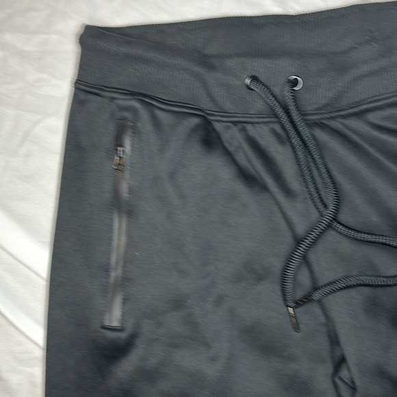 Pony black joggers size small - Picture 2 of 7